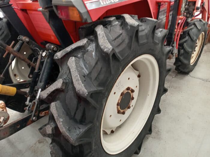 Mitsubishi MT33D Minitraktori etukuormaajalla ja maanmuokkaajalla, 4WD - Image 12