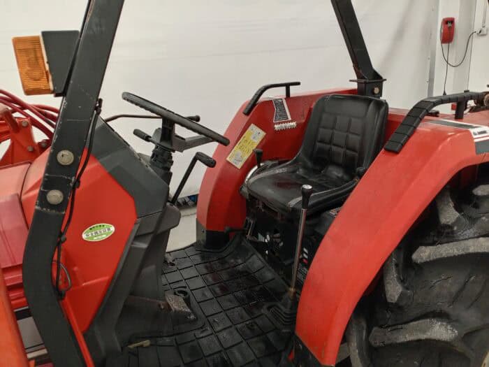 Mitsubishi MT33D Minitraktori etukuormaajalla ja maanmuokkaajalla, 4WD - Image 18
