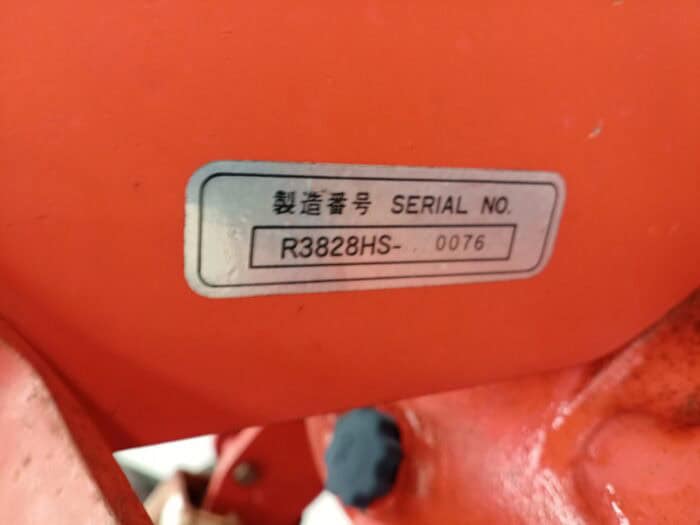 Mitsubishi MT33D Minitraktori etukuormaajalla ja maanmuokkaajalla, 4WD - Image 29