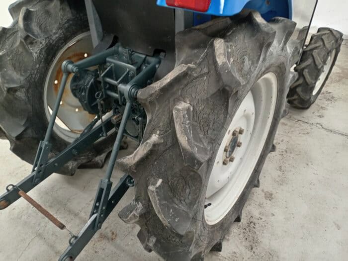 Iseki TF243F  Minitraktori, 4WD, 24hp, suunnanvaihtaja - Image 12