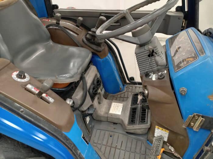 Iseki TF243F  Minitraktori, 4WD, 24hp, suunnanvaihtaja - Image 28