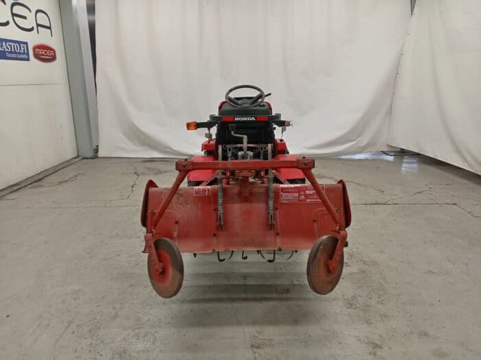 Honda Might 11, 4WD traktori, maamuokkaimella. - Image 4