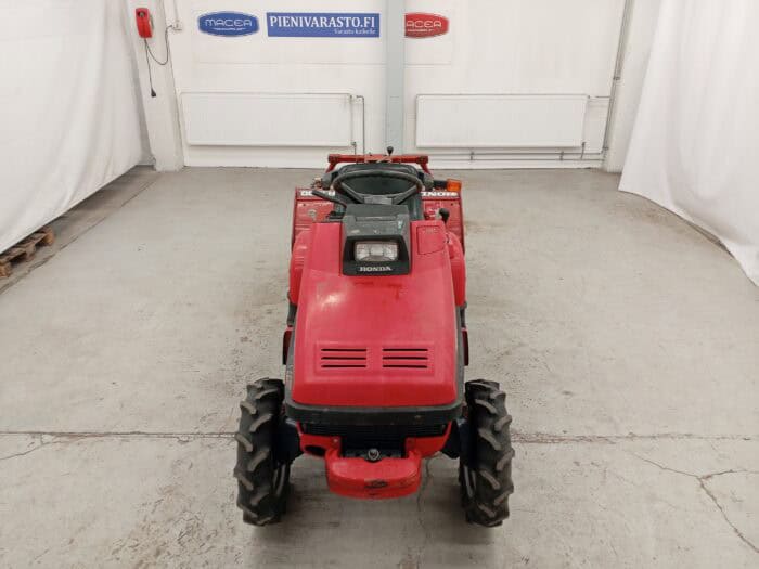 Honda Might 11, 4WD traktori, maamuokkaimella. - Image 8