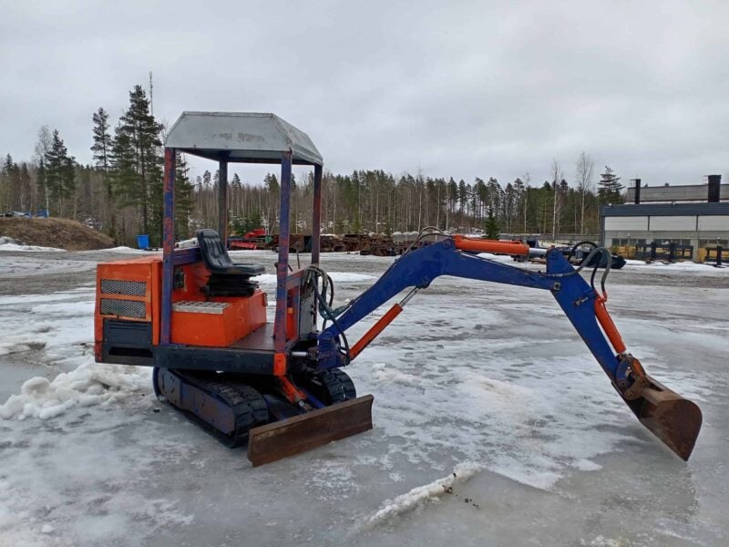 Pel-Job EB12 minikaivuri