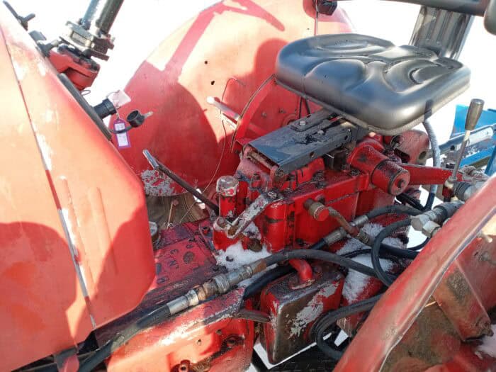 Valmet 361D traktori, Etukuormaajalla ja takalanalla - Image 19