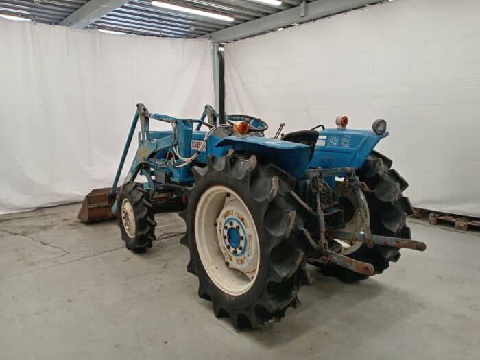 Mitsubishi D3850FD 38hv 4WD traktori etukuormaajalla - Image 6