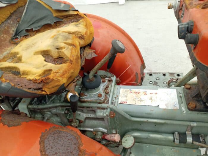 Yanmar YM1100D, 11hv, 4WD Minitraktori - Image 8