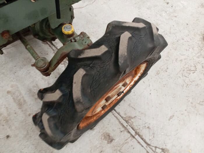 Yanmar YM1100D, 11hv, 4WD Minitraktori - Image 11