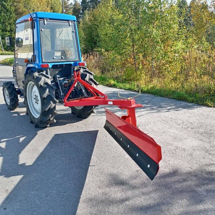 Iseki TF243F  Minitraktori, 4WD, 24hp, suunnanvaihtaja - Image 8