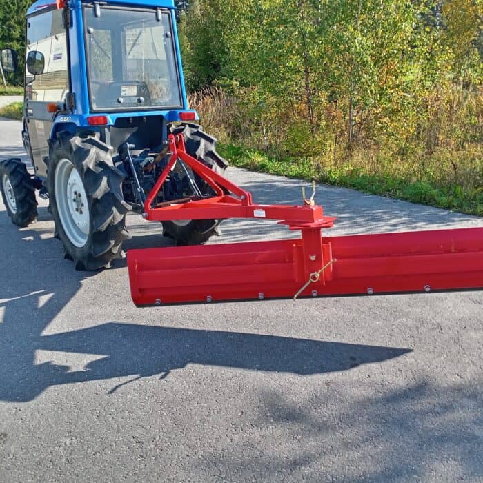 Iseki TF243F  Minitraktori, 4WD, 24hp, suunnanvaihtaja - Image 9