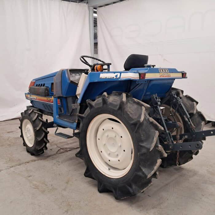 Iseki  TU200 4WD, 20 hp traktori - Image 9