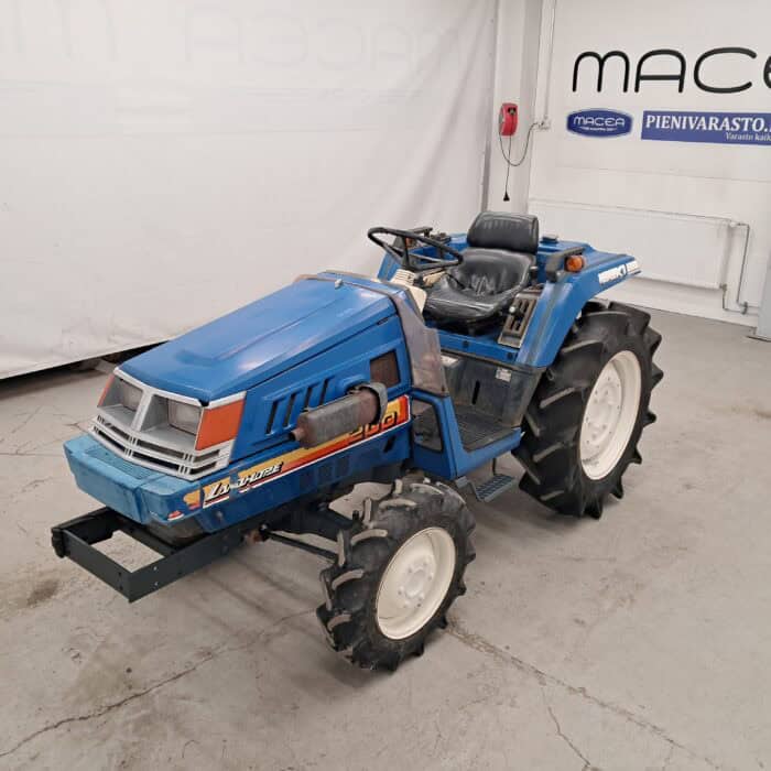 Iseki  TU200 4WD, 20 hp traktori - Image 3