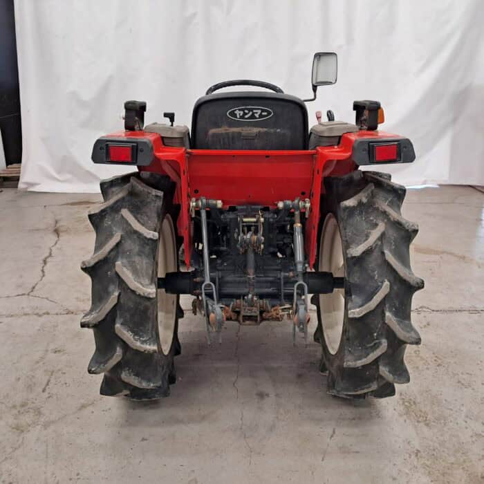 Yanmar F7 4WD minitraktori - Image 6