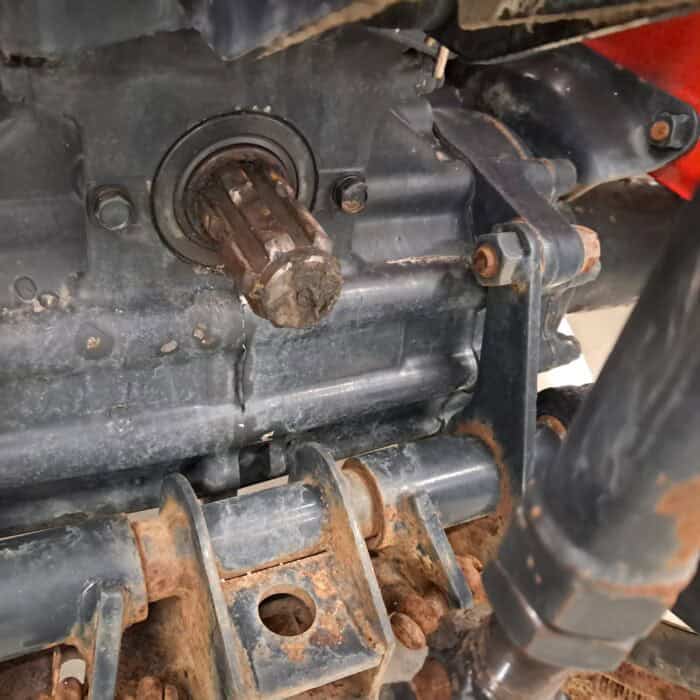 Yanmar F7 4WD minitraktori - Image 8