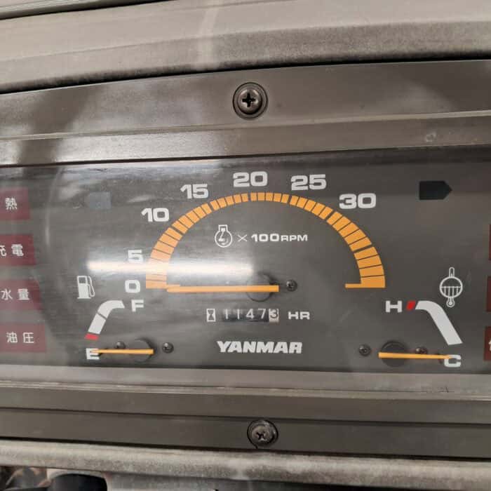 Yanmar F7 4WD minitraktori - Image 14