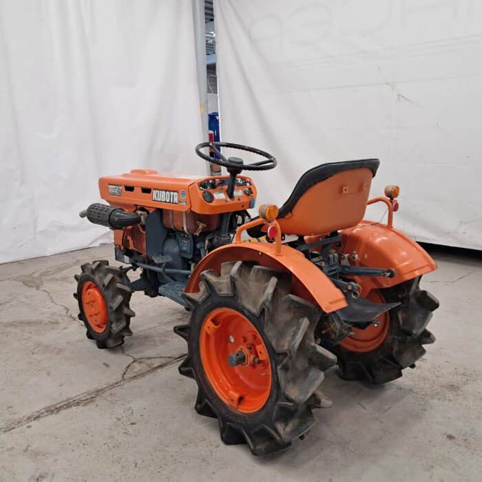 Kubota B5001 4WD, minitraktori - Image 3