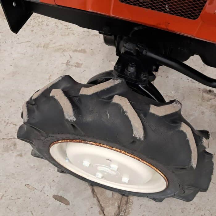 Hinomoto C144 4WD minitraktori, 17 hp - Image 15