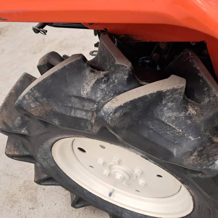 Hinomoto C144 4WD minitraktori, 17 hp - Image 17