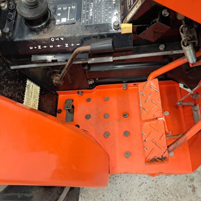 Hinomoto C144 4WD minitraktori, 17 hp - Image 23