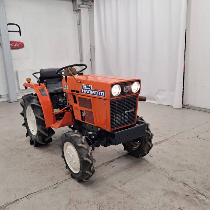 Hinomoto C144 4WD minitraktori, 17 hp - Image 10
