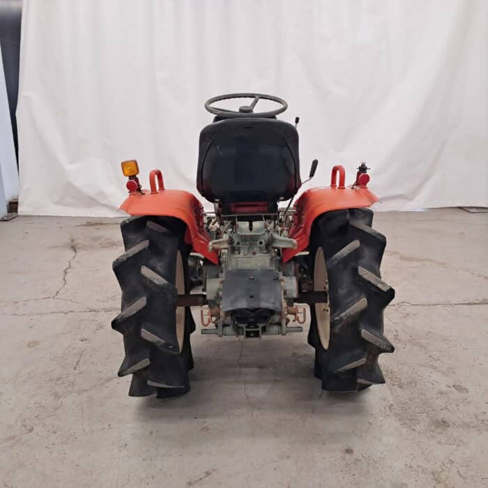 Yanmar YM1401D 4WD minitraktori - Image 4