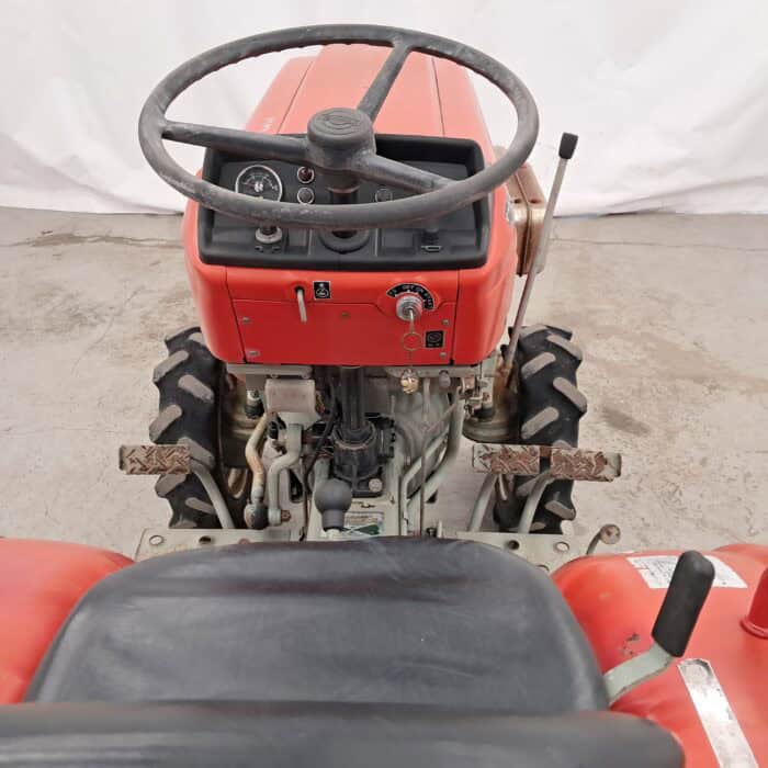 Yanmar YM1401D 4WD minitraktori - Image 9
