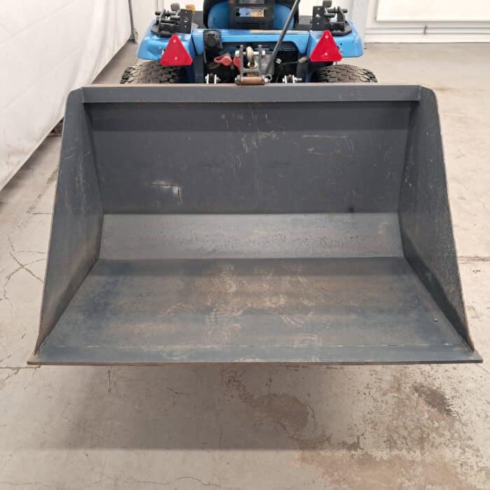 Iseki TF 330 FH MUE4 Hydraulinen etuaura ja manuaalisesti kippaava takakauha - Image 30