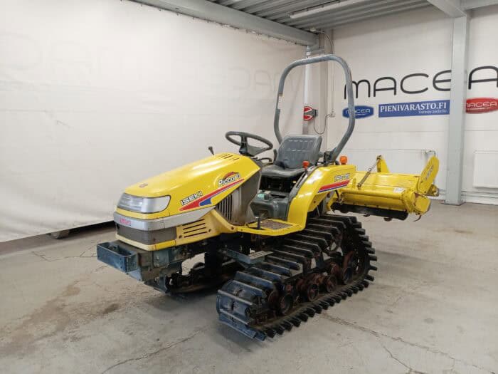 Iseki TPC15 Telavetoine traktori maanmuokkaimella, 15 hp