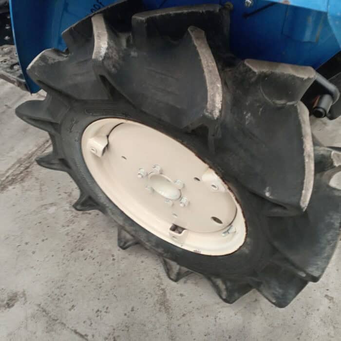 Iseki 145 4WD minitraktori, 14 hp - Image 17