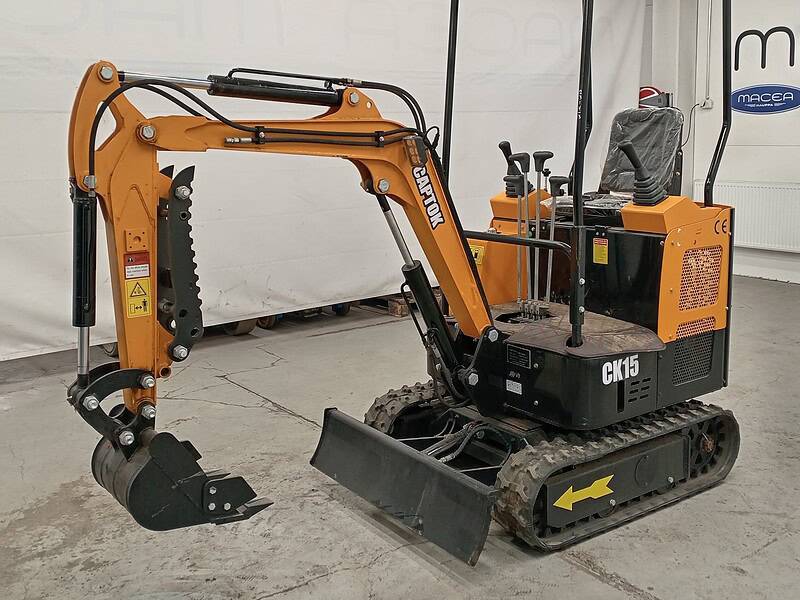 Captok CK15 minikaivuri 1500 kg, Bensiini (Esittelykäytöstä)