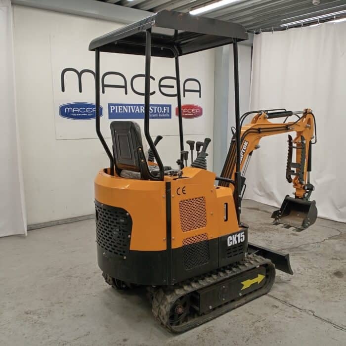 Captok CK15 minikaivuri 1500 kg, Bensiini (Esittelykäytöstä) - Image 4