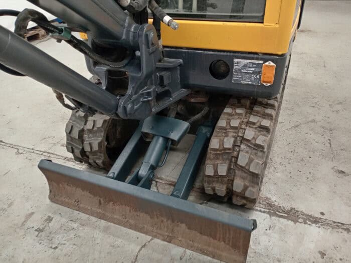 Volvo EC15B XR minikaivinkone - Image 7