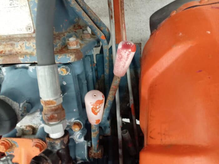 Kubota B7000 4WD minitraktori etukuormaajalla - Image 20