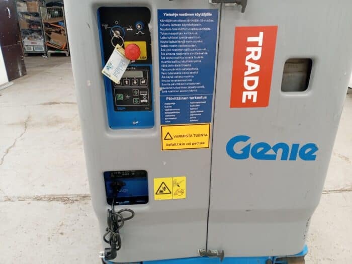 Genie GR-15 Akku­käyttöinen teleskooppi­mastonostin - Image 18
