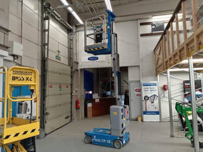 Genie GR-15 Akku­käyttöinen teleskooppi­mastonostin - Image 15