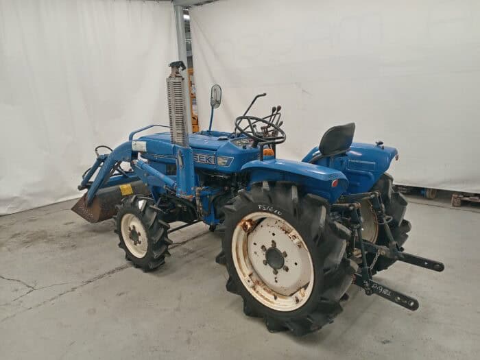 Iseki TS1610 4WD Minitraktori, etukuormaajalla - Image 4