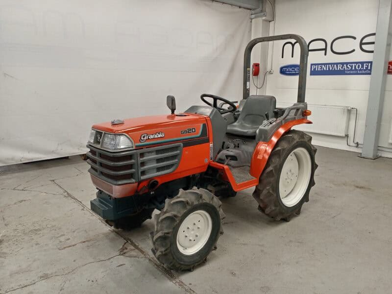 Kubota GB20 4WD minitraktori