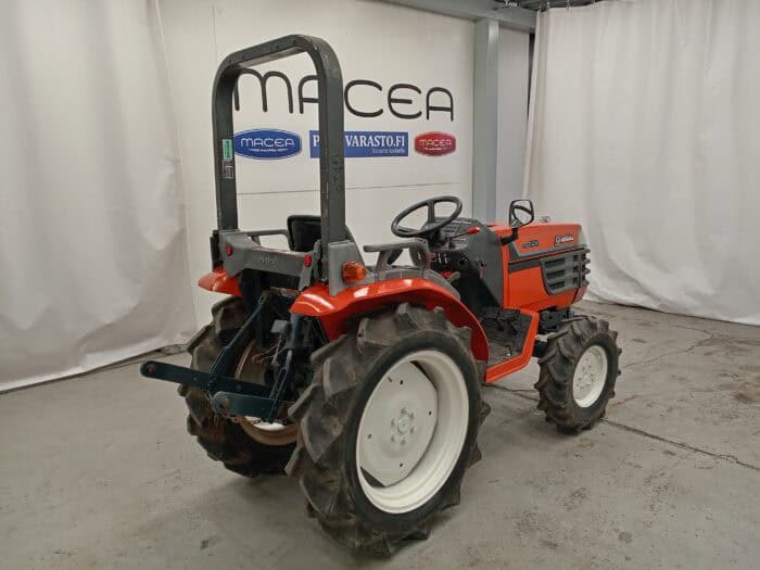 Kubota GB20 4WD minitraktori - Image 8