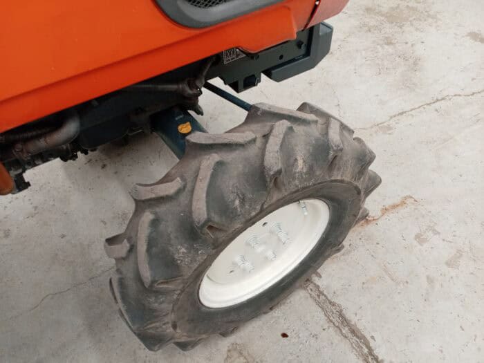 Kubota GB20 4WD minitraktori - Image 11