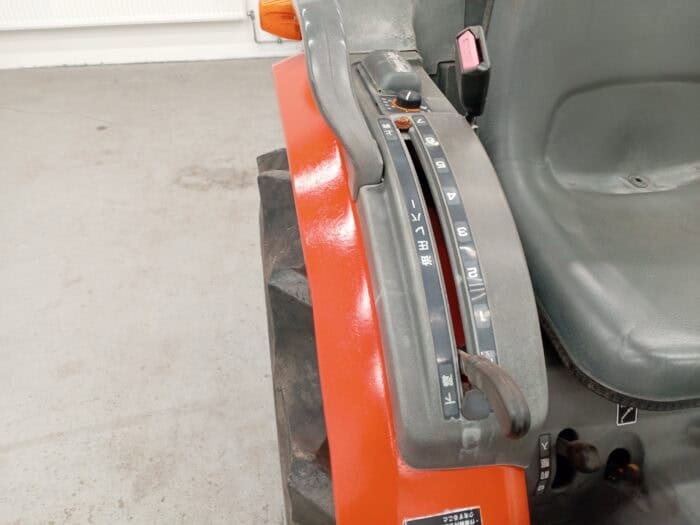 Kubota GB20 4WD minitraktori - Image 17
