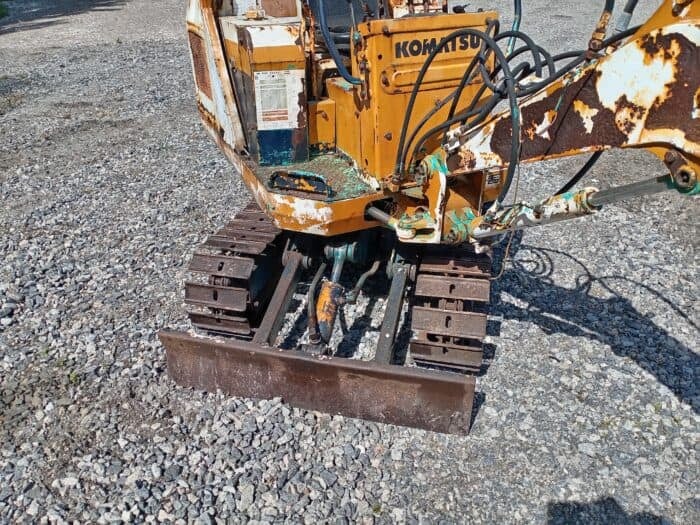 Komatsu PC05 Minikaivinkone - Image 6