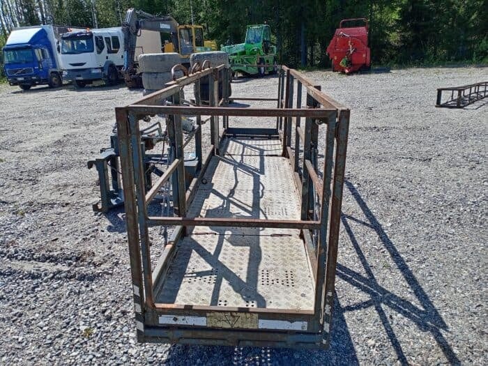 Merlo Treemme PTE ZM2 Henkilönostokori - Image 10