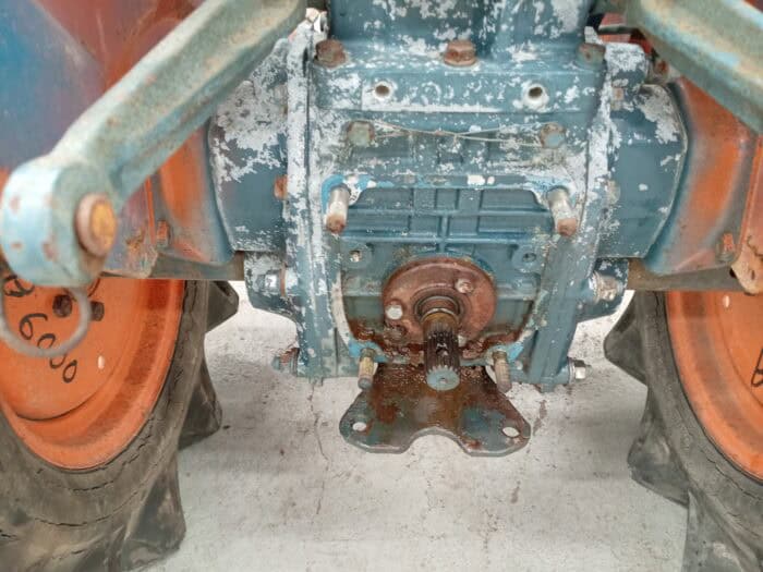 Kubota B6000 4WD Minitraktori - Image 6