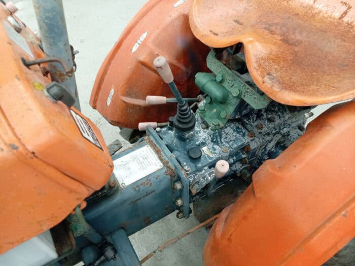 Kubota B6000 4WD Minitraktori - Image 13