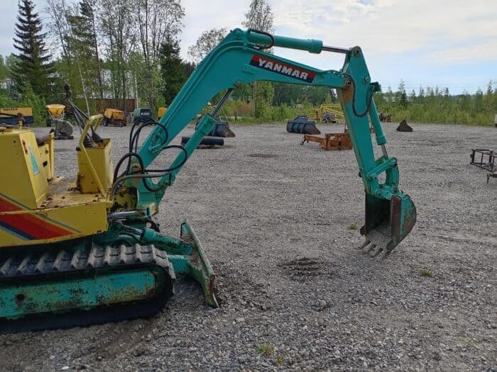 Yanmar YB201UZ Minikaivinkone - Image 9