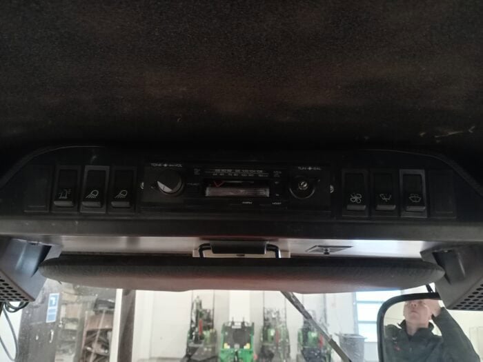 Kubota L245DT Traktori, etukuormaajalla, Rekisterissä! - Image 14