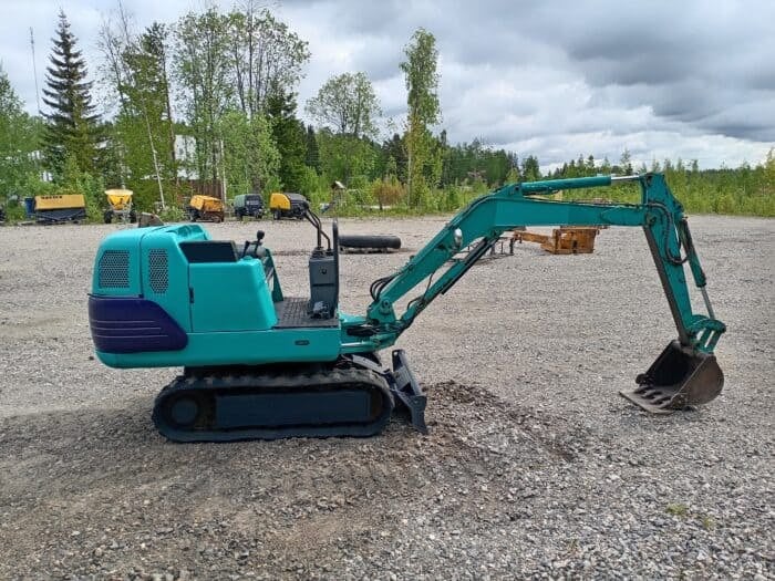 Komatsu PC07-2 Minikaivinkone - Image 2