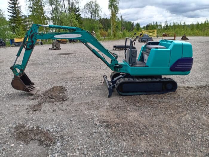 Komatsu PC07-2 Minikaivinkone - Image 5