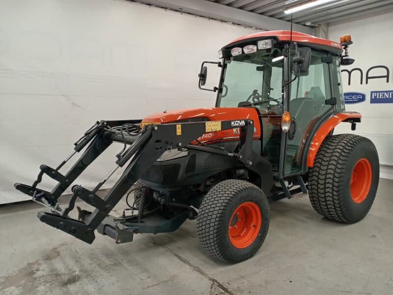 Kubota L5740 Traktori, Etukuormaajalla, vm. 2016