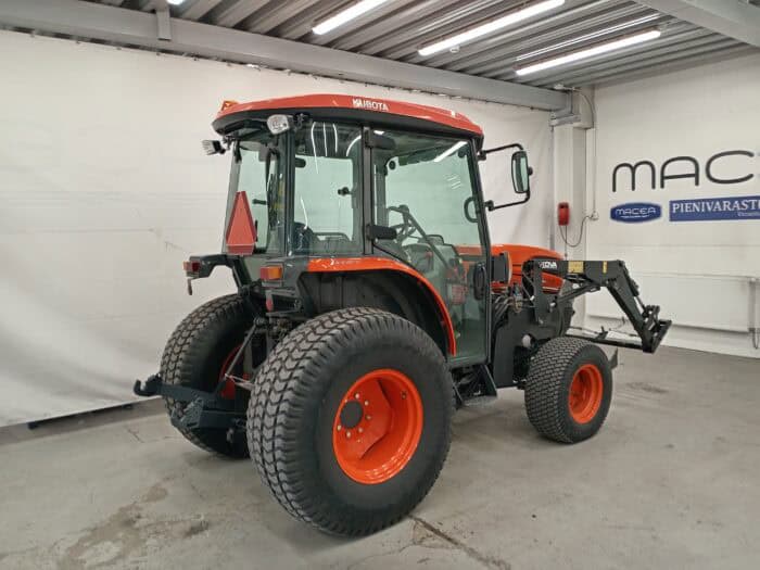 Kubota L5740 Traktori, Etukuormaajalla, vm. 2016 - Image 8